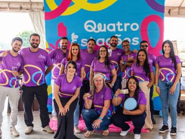 Quatro Estações celebra 30 anos de história com evento especial para colaboradores